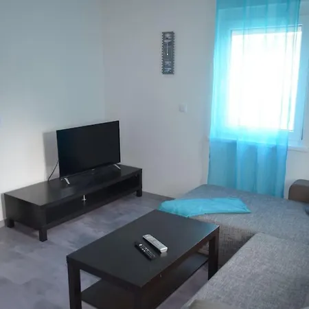 Naehe Bahnhof Und Europa-park * Ringsheim