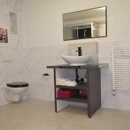 Naehe Bahnhof Und Europa-park * Ringsheim